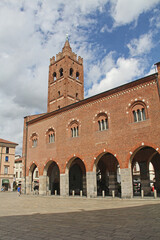 Obraz premium Monza; il Palazzo dell'Arengario con la torre civica