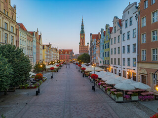 Fototapeta premium Sunrise view of Dlugi Targ square in Gdansk, Poland