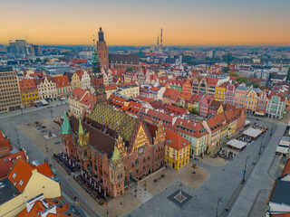 Obraz premium Sunrise panorama view of Rynek square in Wroclaw, Poland