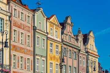 Fototapeta premium Colourful houses at Stary Rynek square in Poznan during a sunny