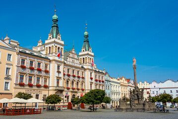 Obraz premium Historical town hall at Pernstynske namesti in Pardubice, Czech