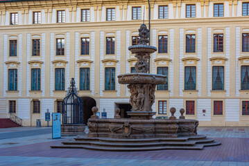 Fototapeta premium Kohl's Fountain at Second Courtyard of Prague Castle in Czech re