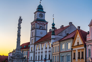 Fototapeta premium Sunrise view of Masarykovo namesti square in Czech town Trebon