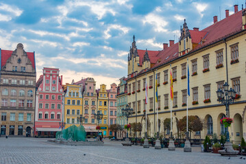 Obraz premium Colourful houses at Rynek, the picturesque square in central Wro