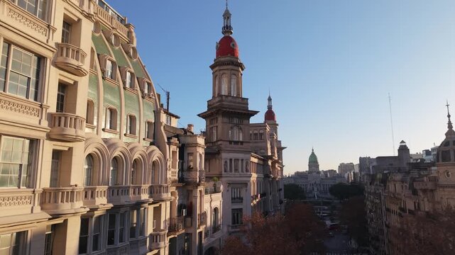 Vista a&eacute;rea del Palacio Barolo, Buenos Aires, Argentina. C&uacute;pula, arquitectura hist&oacute;rica, dron, turismo, barrio de Congreso y Montserrat.