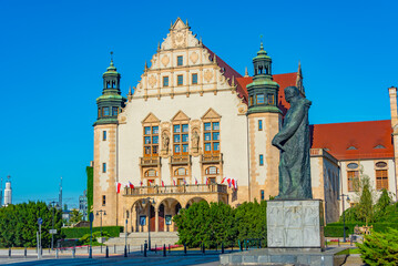 Obraz premium Sunny day at Collegium Minus in Poznan, Poland