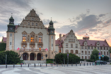Fototapeta premium Sunset view of Collegium Minus in Poznan, Poland