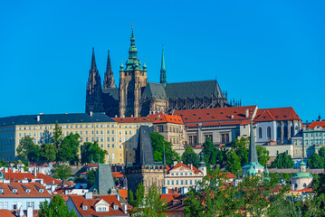 Obraz premium Panorama of Prague dominated by the Prague castle, Czech republi