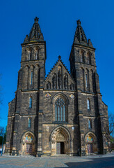 Obraz premium Saints Peter and Paul Basilica at vysehrad in Prague, Czech repu