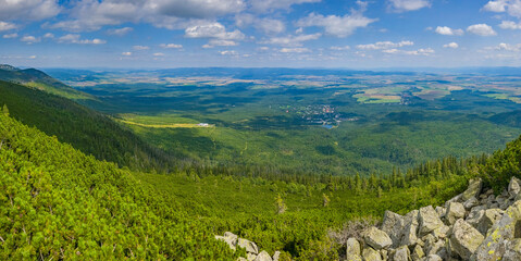 Obraz premium Panorama view of Tatranska Lomnica in Slovakia