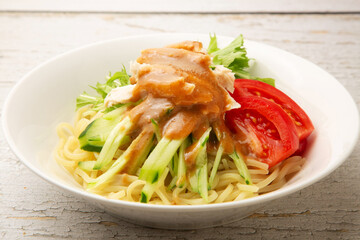 棒棒鶏麺