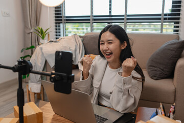 she was happy with the number of parcels she had sold, an entrepreneur showed her joy at exceeding her sales target, cheerful, joyful, sme, small business, package