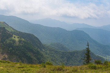 【美ヶ原高原／日本百名山】ハイキングコースからの景色／長野県・8月
