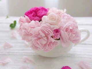 bouquet of pink roses