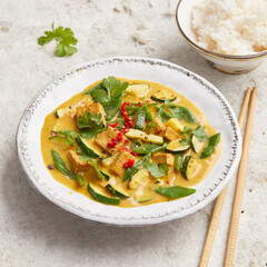 Tofu vegetables with spicy yellow sauce