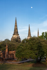 Fototapeta premium Ancient city, Ayutthaya, sunrise sunset