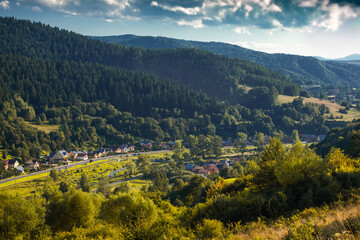 Naklejka premium Panorama z Nowińskiej Góry nad Muszyną.