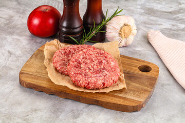 Raw round beef cutlet minced meat