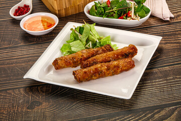 Fried Vietnamese spring roll with special sauce
