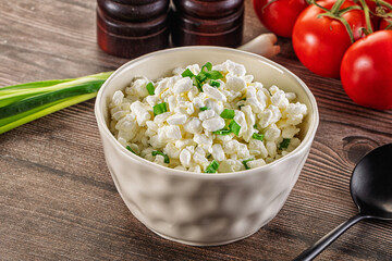 Cottage cheese with green onion