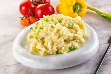 Mashed potato with green onion