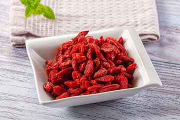 Dry Goji berries sntioxidant pile