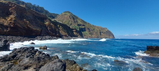 mountain, cliff, nature, outdoor, outside, green, peace, travel, destination, island, mountain, adventure, portugal, madeira island, sea, water, ocean, blue