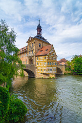 Rathaus in Bamberg an einem Tag im Sommer