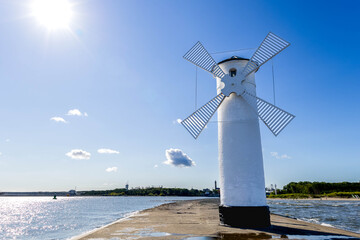 Świnoujście, Bałtyk, morze, Stawa Młyny, wiatrak, latarnia, © Estera