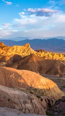 Naklejka premium Colorful desert mountain vista at sunset