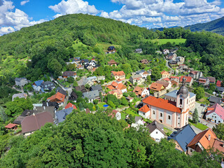 Stramberk w lecie, Morawy, Czechy/Stramberk town in summer, Moravia, Czechia © Pictofotius