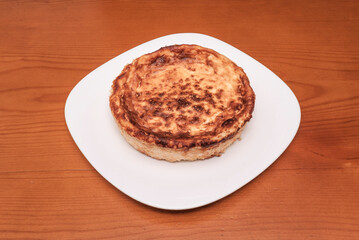 Distraction-Free Cheesecake: For those who believe cheese doesn't need any accompaniment
