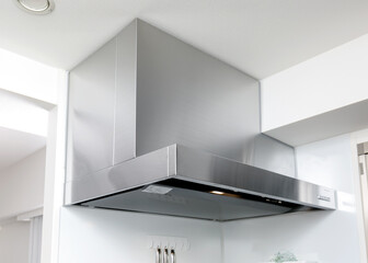 キッチンのレンジフード、住まいの設備