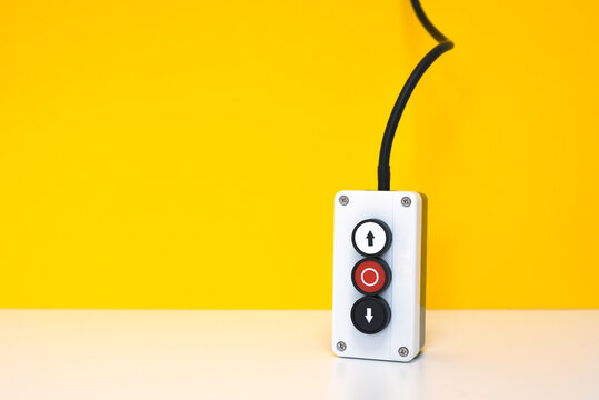 Commande &eacute;lectrique monte-charge