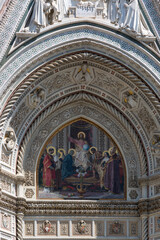 Obraz premium Florence, Italy - August 21, 2019: Fragment of the Cathedral of Saint Mary of the Flower in Florence in Italy