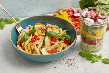 Salad bowl with vegetable pasta