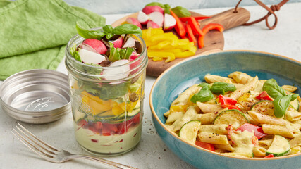 Salad bowl with vegetable pasta