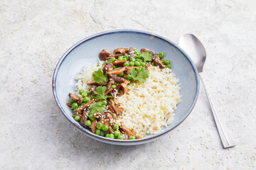Potato rice pan with shiitake mushrooms