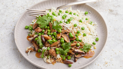 Potato rice pan with shiitake mushrooms