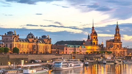 Obraz premium prague castle and charles bridge