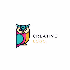 Obraz premium Creative owl mascot logo expressing wisdom, mystery, and strong brand personality.
