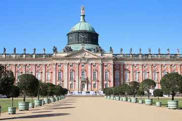 das sogenannte neue Palais (Schloss) im Park von Sanssouci in Potsdam	
