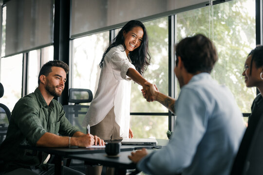 Modern, inclusive, and collaborative atmosphere in the office. They warmly welcome the new colleague