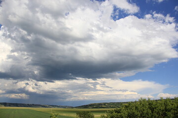 Fototapeta premium A Valley Tour between Craven SK and Fairy Hill.