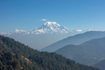 Obraz premium Sunrise expansive sight of a towering mountain in the Himalayas, vast Himalayan panorama, majestic mountain range in northern regions