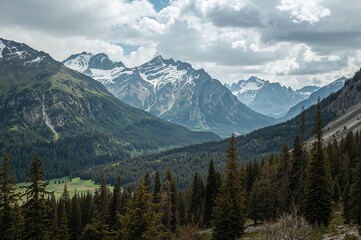 Fototapeta premium Pictures showcasing mountainous terrains and woodland areas