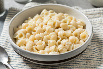 Homemade White Cheddar Macaroni and Cheese