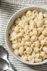 Homemade White Cheddar Macaroni and Cheese