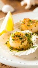Grilled scallops in shells with lemon