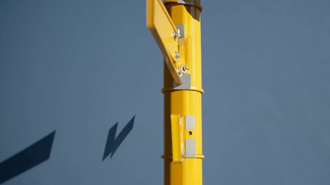 Chromatic Wayfinding Post at Junction with Blank Destination